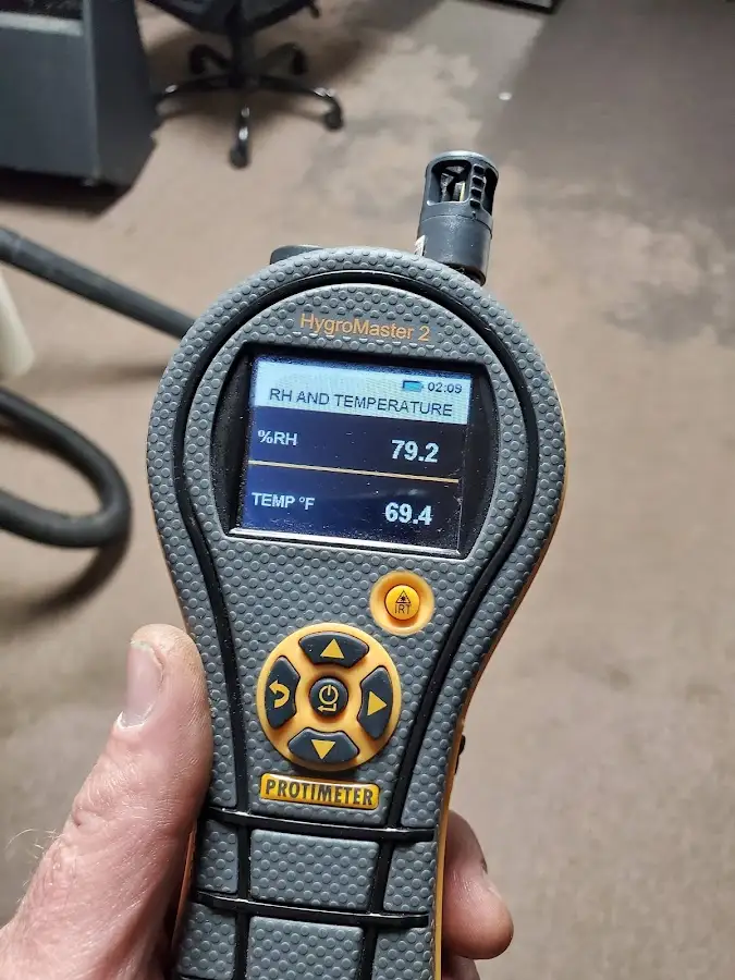 Moisture meter humidity assessment for Mold Remediation & Removal in Shady Hills